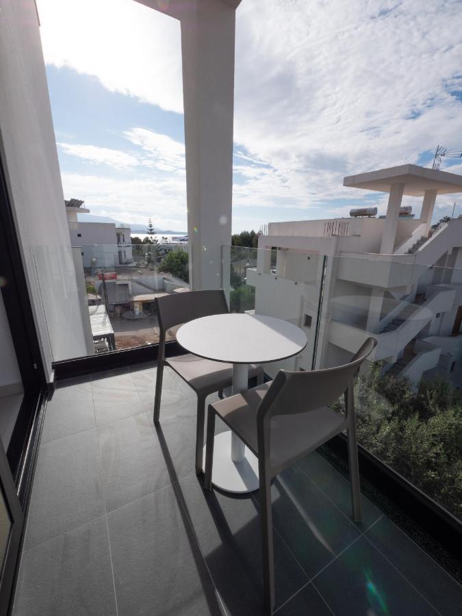 Colosseum Hotel Ksamil Exterior foto
